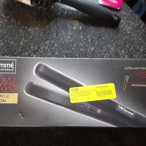 A BAND NEW TRESémme flat iron